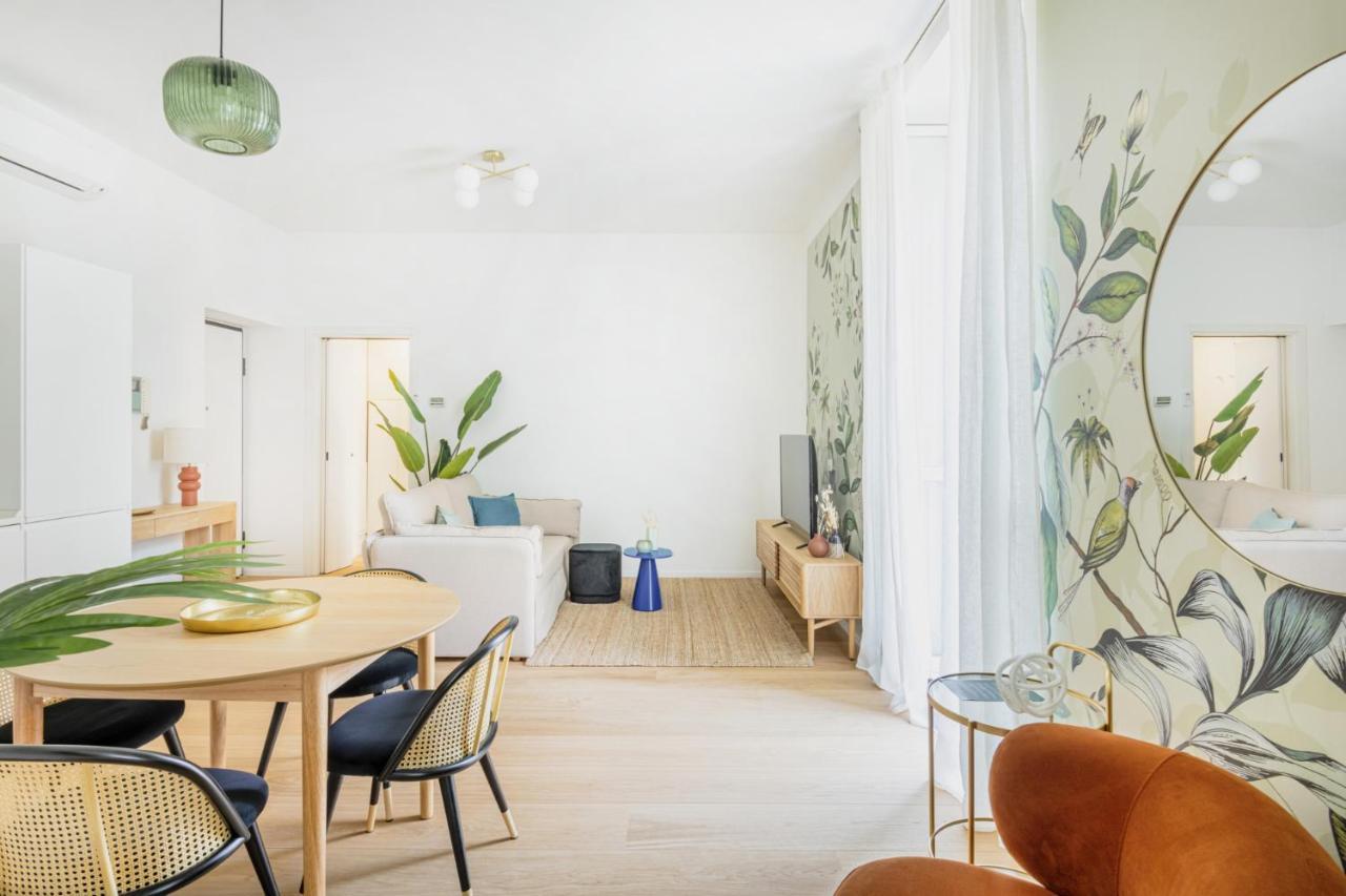 Easylife - Romantico Appartamento Sui Navigli Milán Exterior foto